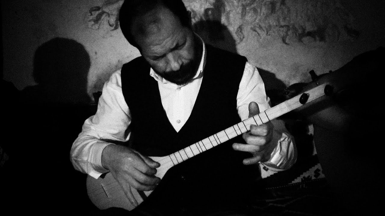 Ahmet Karagöz / Kırmızı Buğday