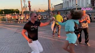 Salsa ny/Mambo improvisation. Open Air party. La Pantera MAMBO! dance studio.