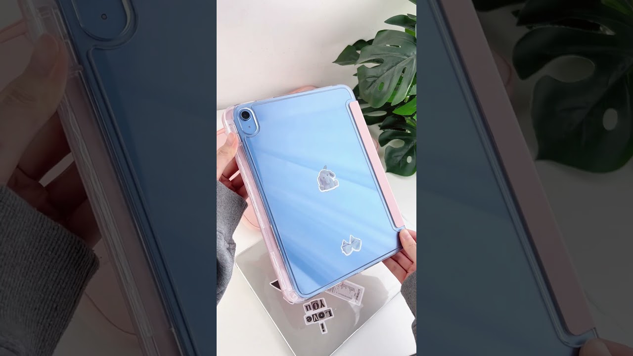 Checkered Tablet Bag - Preppy Style Multi-Pocket Sleeve for iPad, Notebook & Cables