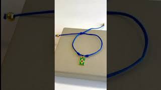 Pulseira Fio Seda Pingente de Bandeira Brasil