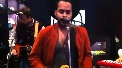 Twin Shadow : Shooting Holes In The Moon @ Mishka