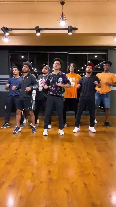 Urvashi Urvashi | Mohan Pandey Choreography | The Kings #shorts