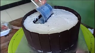 Uang di dalam Kue || Blackforest Money Cake surprise