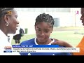 Agente de Futbol y Scout Ravi Daswani selecciona 2 chicos y una chica en un torneo en Cabo Verde