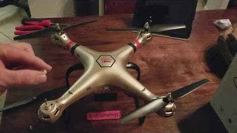 How to Install the Propellers on the Syma X8