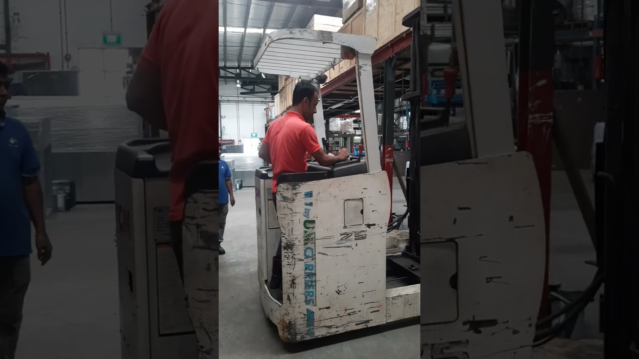 Forklift Operator Job In Singapore YouTube Forklift Operator Job In Singapore YouTube