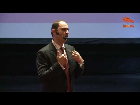   ماتبحث عنه موجود في داخلك