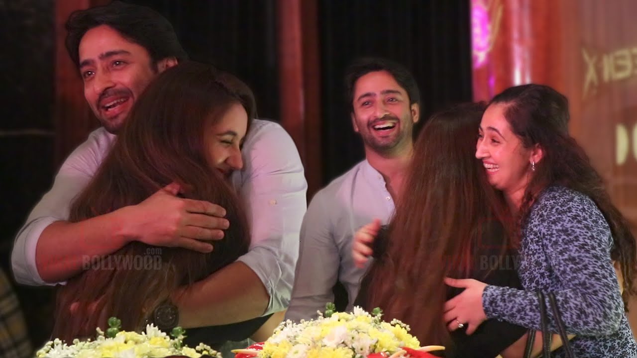 Shaheer Sheikh with Gorgeous wife Ruchikaa Kapoor & Ashnoor Kaur at Jurassic World : Dominion Prem..