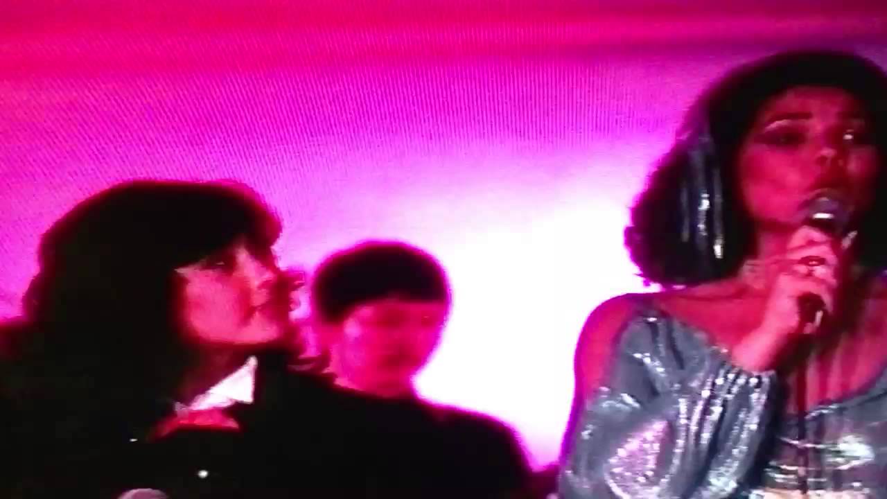 Смотреть «This Time I'll Be Sweeter - Sharon Cuneta & Angela Bofill» на YouTube Смотреть «This Time I'll Be Sweeter - Sharon Cuneta & Angela Bofill» на YouTube