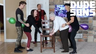 Balloon Hump Challenge - The Dudesons