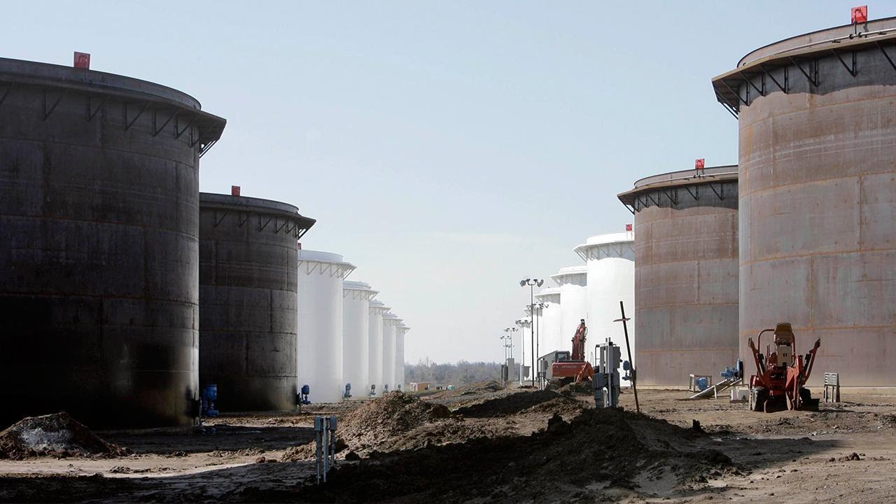 Here’s What Jim Cramer Thinks About the Energy Sector Here’s What Jim Cramer Thinks About the Energy Sector