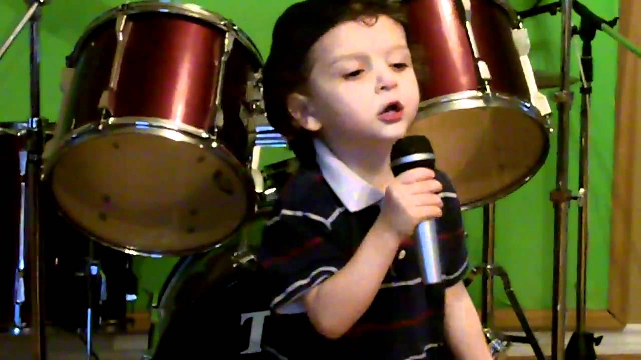 Ellen Here Is My Talent,Giovanni Singing Grenade By Bruno Mars