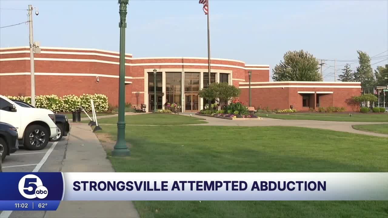 27-year-old man charged with abduction for allegedly grabbing teen waiting for school bus