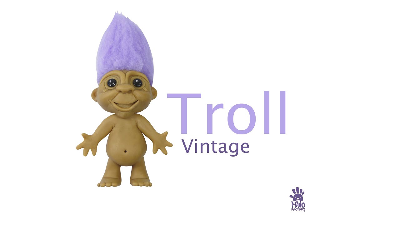 Troll vintage en porcelanicrón