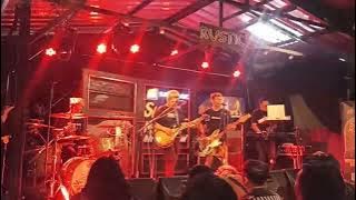 CLOSEHEAD - SEMUA DEMI KAMU (COVER) | SUPERMOMENT INTIMATE SHOW GARUT | Fans Cam
