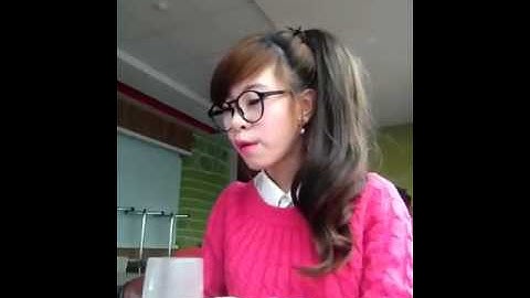 Hát với cái cốc :)))