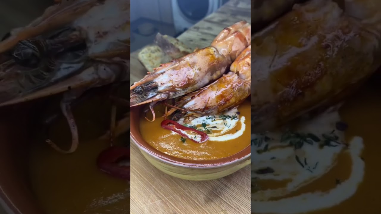⁣Giant king prawn soup #shortsfeed #seafood #cooking #short