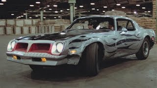 '76 Trans Am in chase (NOT BLOCKED)