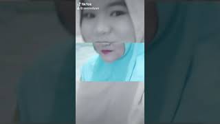 Tik tok cewe imut berjilbab