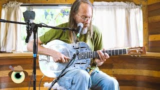 Video thumbnail of "FrendShip Session: Charlie Parr  "Remember Me If I Forget""