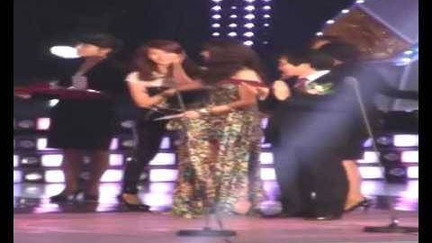 Yoon Eun Hye - GDA 2009 Fancam with SNSD