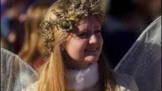 Love Grows at Christmastime (Lyrics) - One Voice Children's Choir