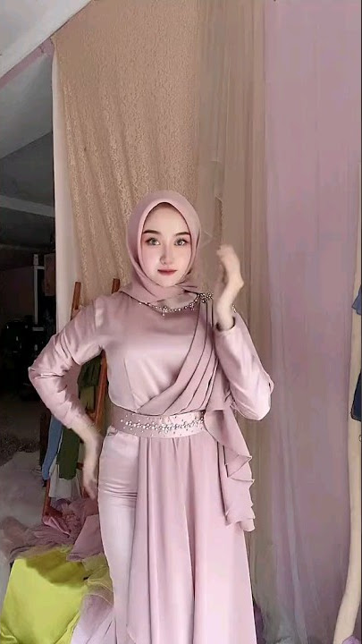 Jilbab goyang bokong cantik sexy #tiktok #shorts #ursnowmoon