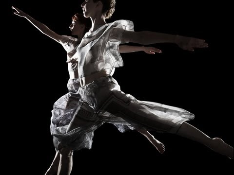 Trisha Brown Dance Company returns to BAM