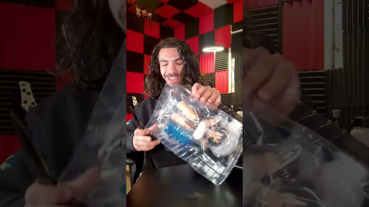 3,000,000 streams = Raditz 