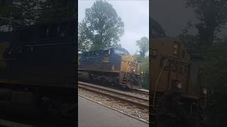 CSXT M407 with an MP15 trailing!!! #train #ashlandtrainday #csx