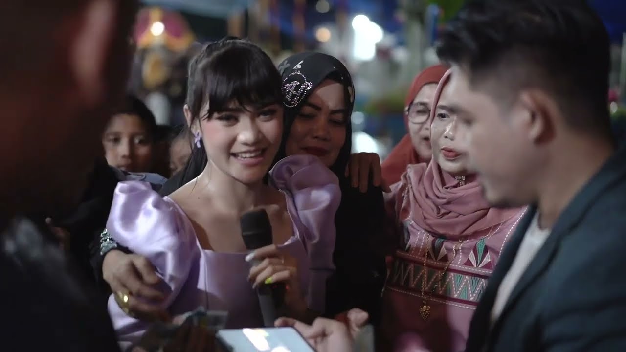 KONSER SRI DEVI DA5 INDOSIAR PERDANA DI TIRTA KENCANA MAKARTI JAYA. DUNIA AKHIRAT. BANYAK SAWERAN..