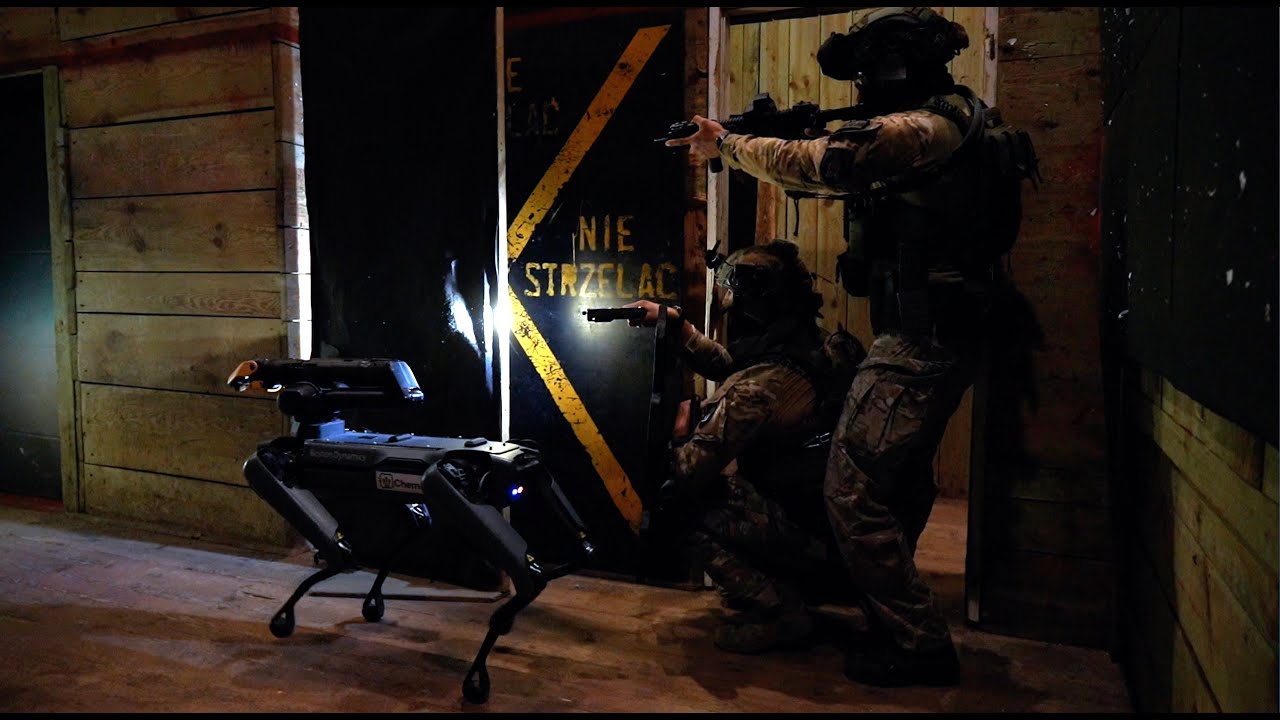 „Robopies” w Komendzie Stołecznej Policji