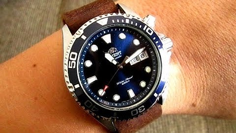 Change the Look of your Watch by changing the strap : Trying out some leather on my Orient Ray