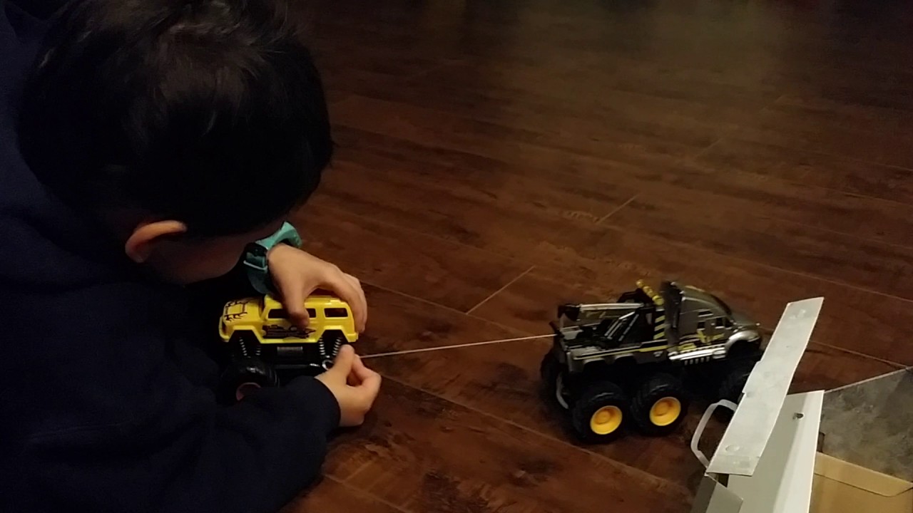 Maisto Builder Zone Maisto Tow Truck