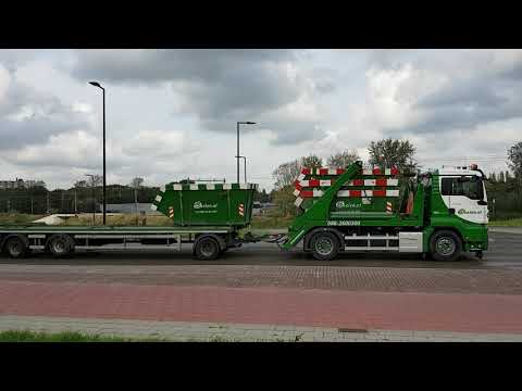 Beelen.nl portaalwagens  vrachtwagens komen aan bij de vesting Beelen Rotterdam en gaan weer weg