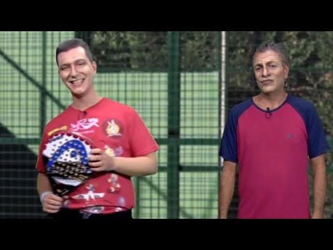 MACRI Y MASSA PELOTEAN
