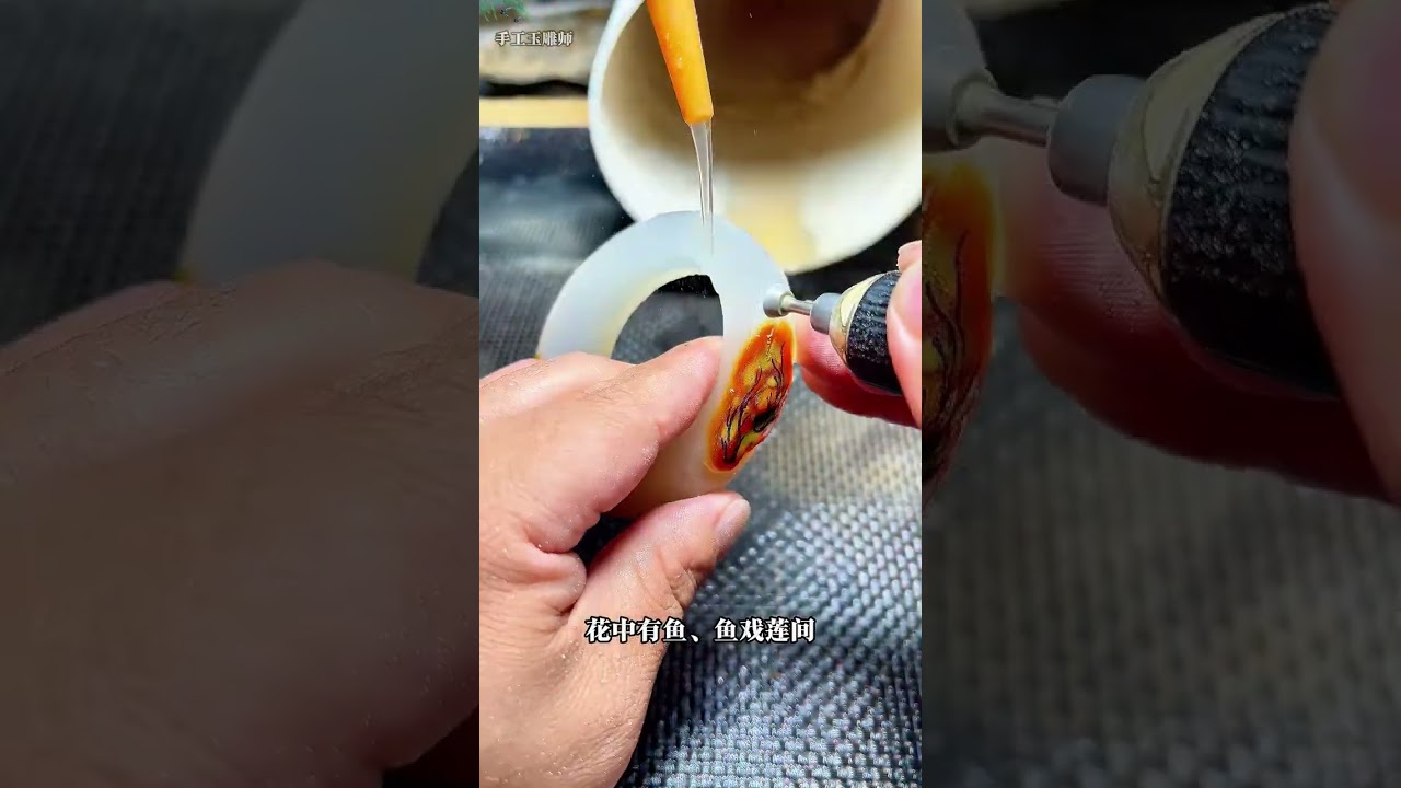 Elegant Lotus Fish Bracelet & Zodiac Horse Pendant: Sister's Special Wedding Gift