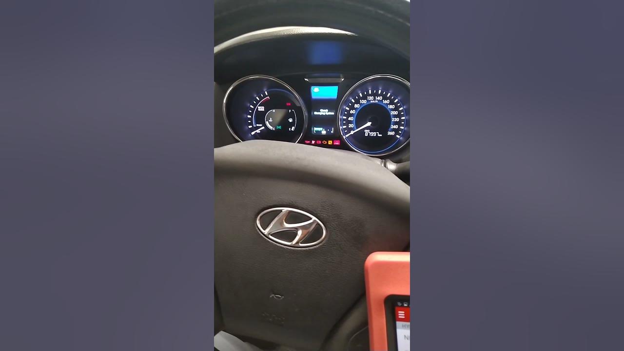 Hybrid system warning safely stop and do not drive . Hyunday sonata Kia
