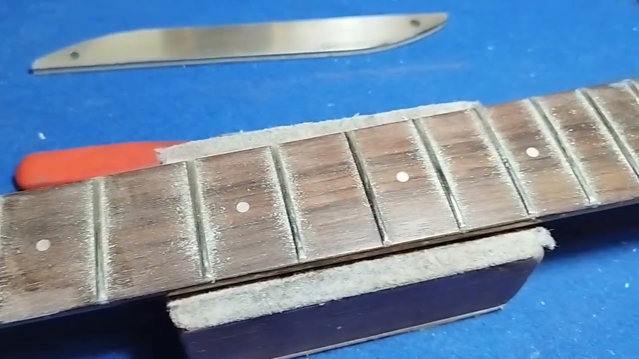 Blade guitar rettifica tasti 