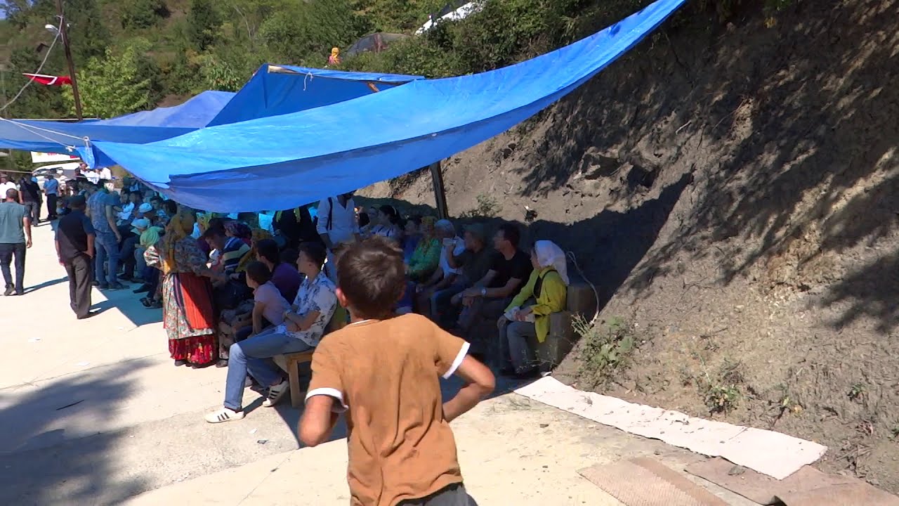 Kastamonu Şenpazar Demirkaya Köyün de Bayram Eğ