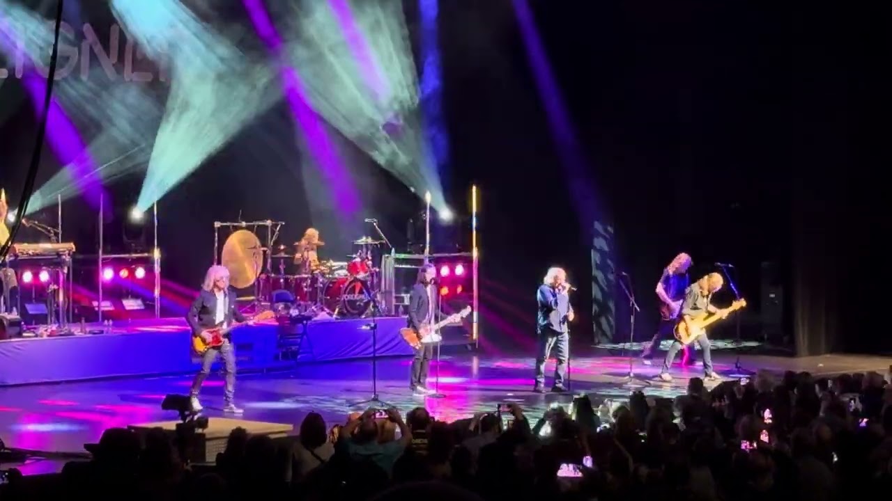Foreigner- Luanne w/ Lou Gramm Live @ Toyota Oakdale Theatre, Wallingford, CT 12/9/25