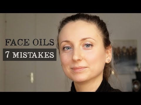 Video: 7 ting du trenger å vite om å bruke rengjøringsoljer på ansiktet ditt