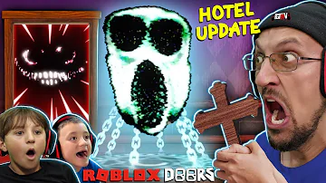 We Beat Roblox Doors Hotel Update by Trapping Ambush with Crucifix! (FGTeeV vs. New Door 100)