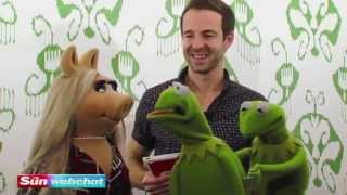 My Muppet Interview Muppets Most Wanted With Kermit, Miss Piggy & Constantine, The Sun Webchat