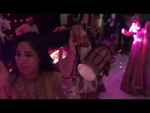 Bride Plays Dhol at her own Wedding Shock