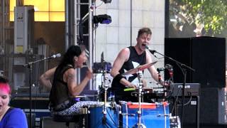 Matt & Kim - Daylight Live in Chicago at 2013 Lollapalooza