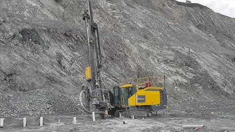 SmartROC D65 mk2 drilling in Copper mining, presplit application