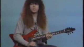 Video thumbnail of "Marty Friedman lesson makes a Chinese guy mad"