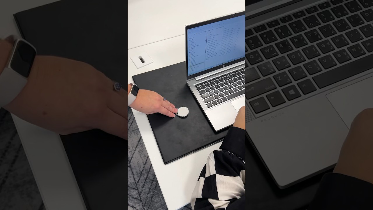 Smart access chip technology for a more efficient and convenient workspace. 