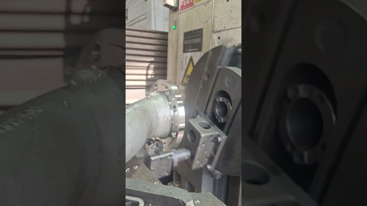 Turning a big workpiece